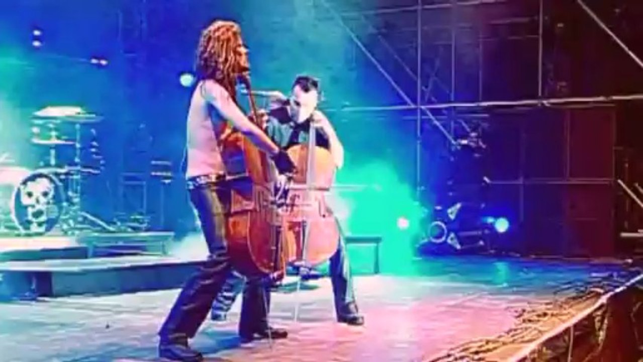 apocalyptica-hall_of_the_mountain_king_(live_wacken 2005)