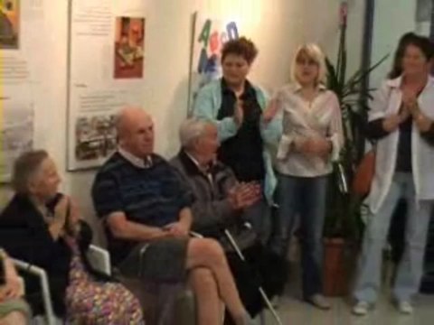 Salernes 8 juin 2013 Médiathèque présentation livre « Les vacances de Violaine » Patricia Pourret Foyer Logement le Naï.