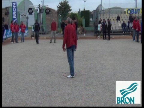 2013 International à pétanque de Bron : DE SOUZA vs LAZZAROT