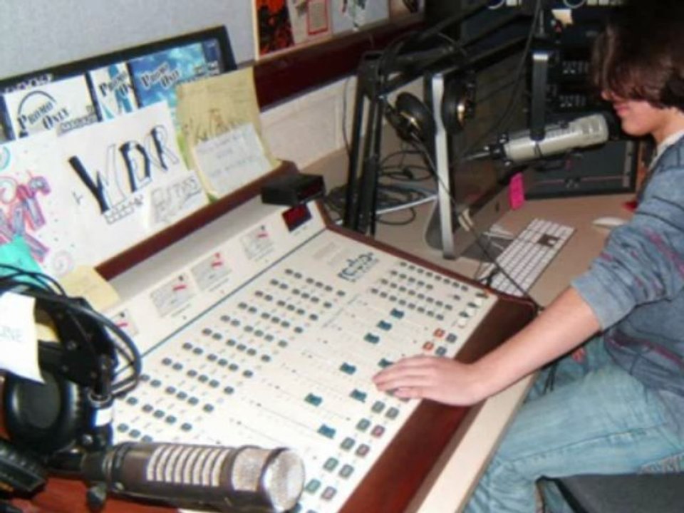 Best Of The 80's (DJ ANDY M) (Andy Morales) on WEXR Extreme Radio! (Part 2) May 1, 2013