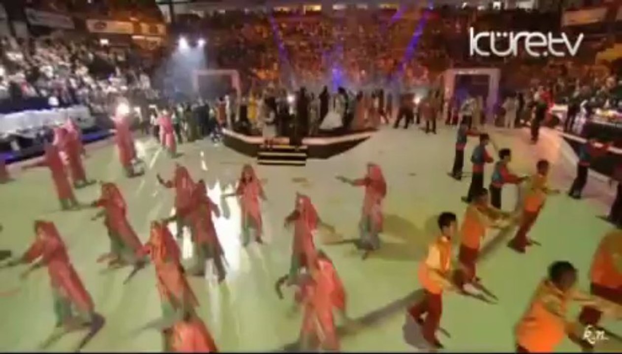 ŞAMPİYON ŞARKI - YENİ BİD DÜNYA ŞARKI FİNALİ 11.Türkçe Olimpiyatı