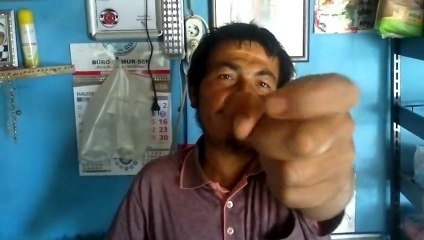 BİBER GAZI İLE TANIŞAN MASUM KÖYLÜ:))