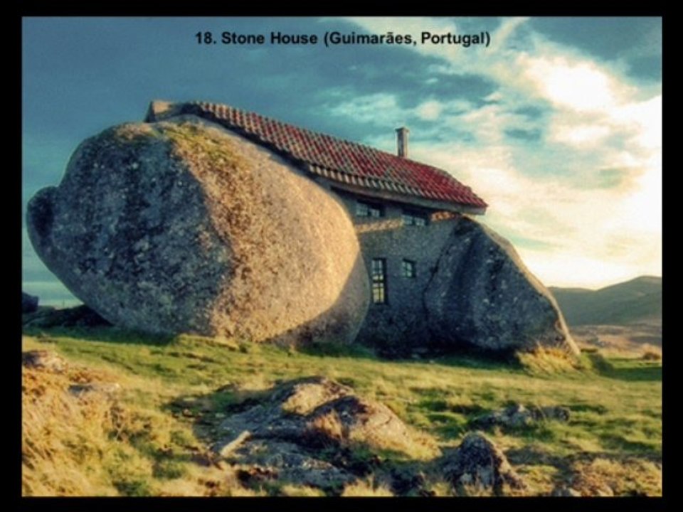 Ces bâtiments étranges -