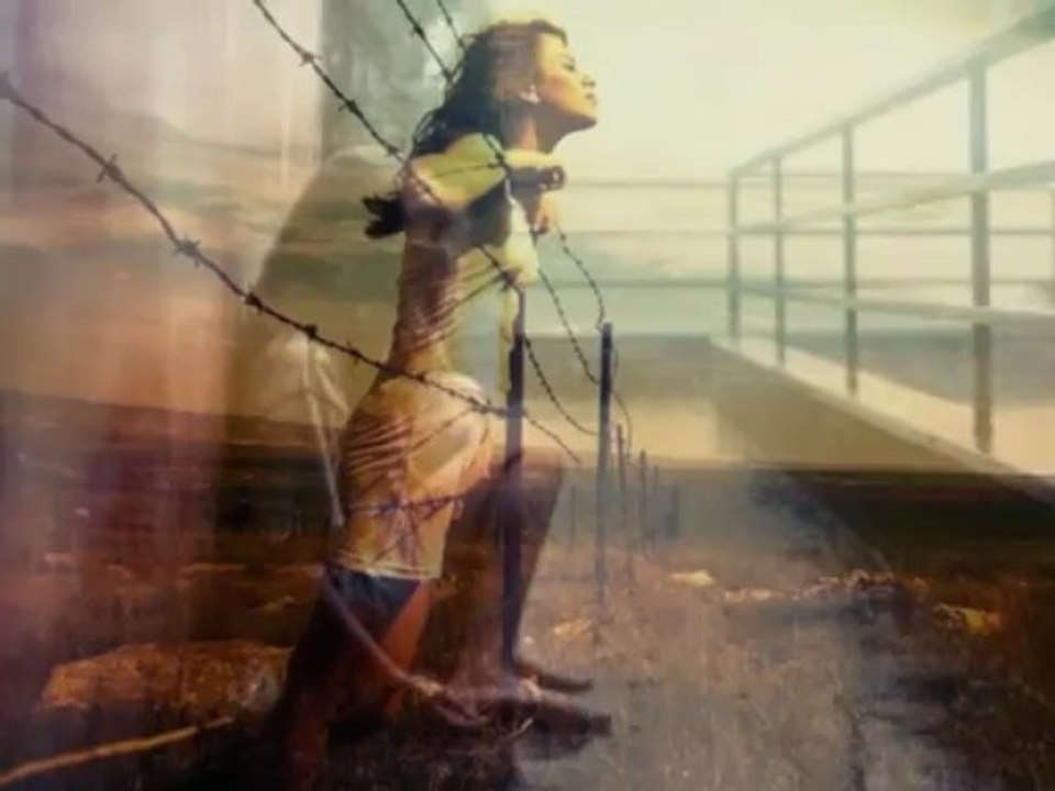 ŞİMALGÜNEY( GİDİYORUM ) Sezen Aksu