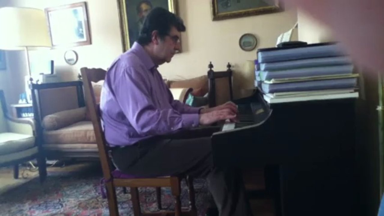 Le professeur est un rêveur - Bernard Sauvat - Piano