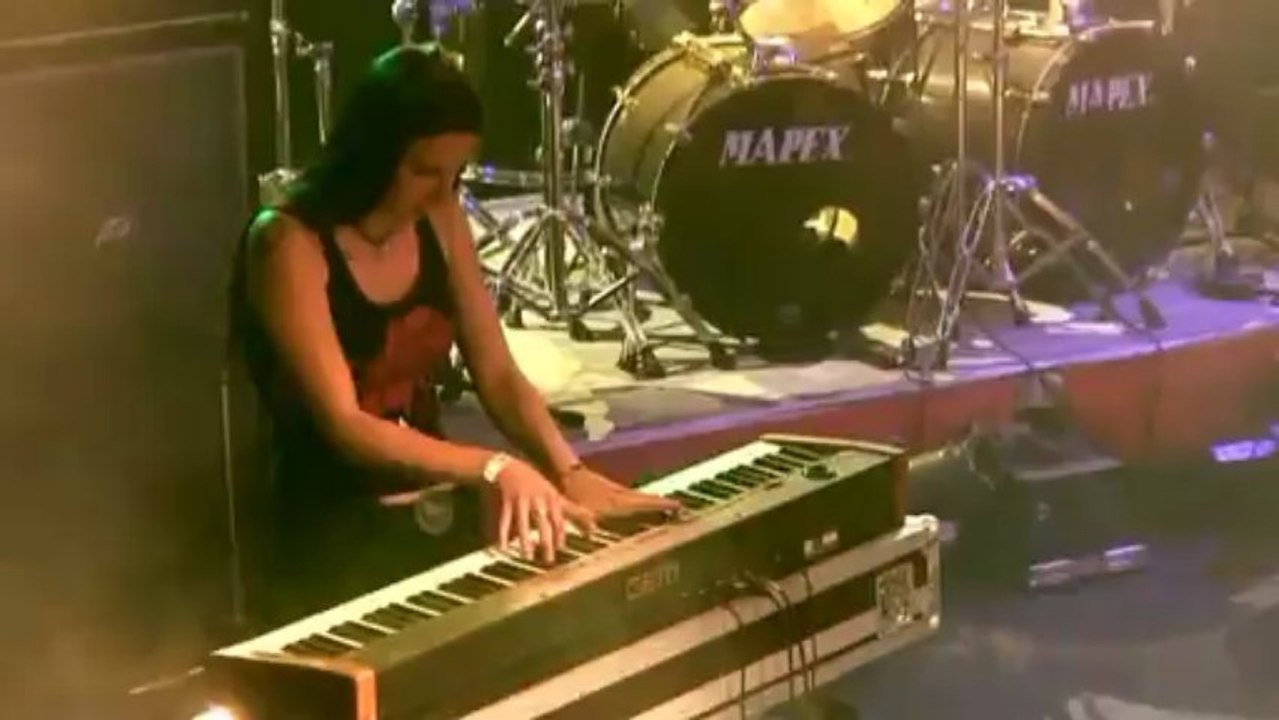 transilvanian beat club-wodkapolka (live_wacken 2006)