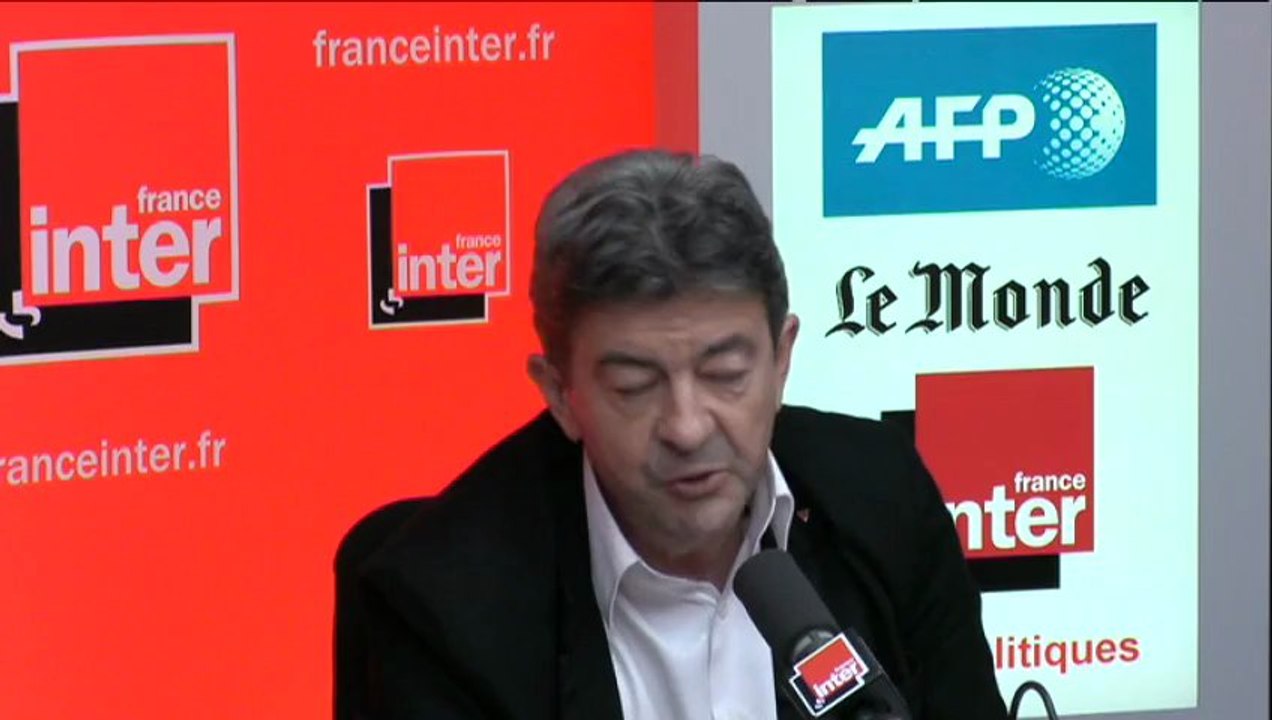 Jean-Luc Mélenchon: "la mode stupide de renvoyer dos à dos les deux extrêmes"