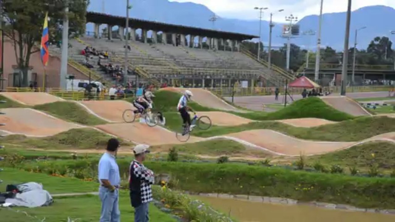 Final Distrital de bicicross 1a Temporada 2013.  Sebax Barragan. 2a Manga. Juvenil Expertos
