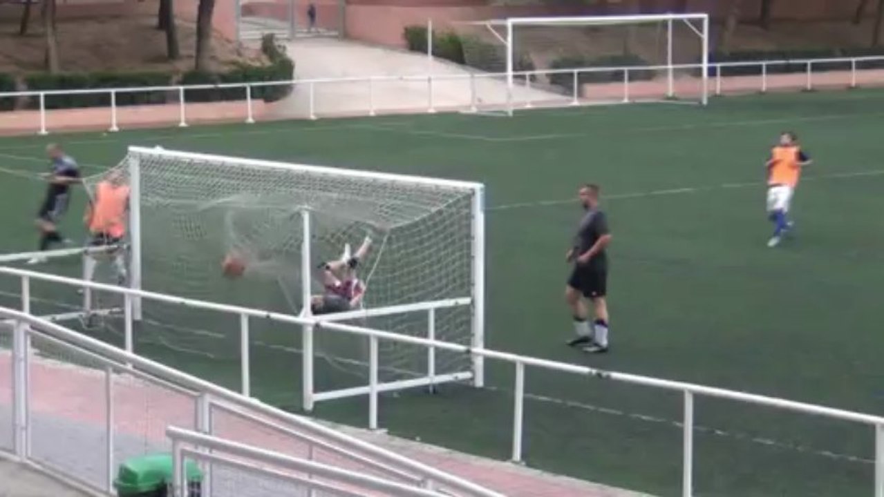 PV J27: PV. Arros Caldos 8-0 Mercenarios