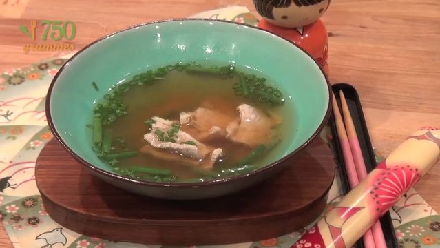 Recette de Soupe Miso au porc et aux haricots verts - 750 Grammes