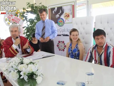 Akhisar'da 27 Çifte Toplu Nikah Töreni Yapıldı