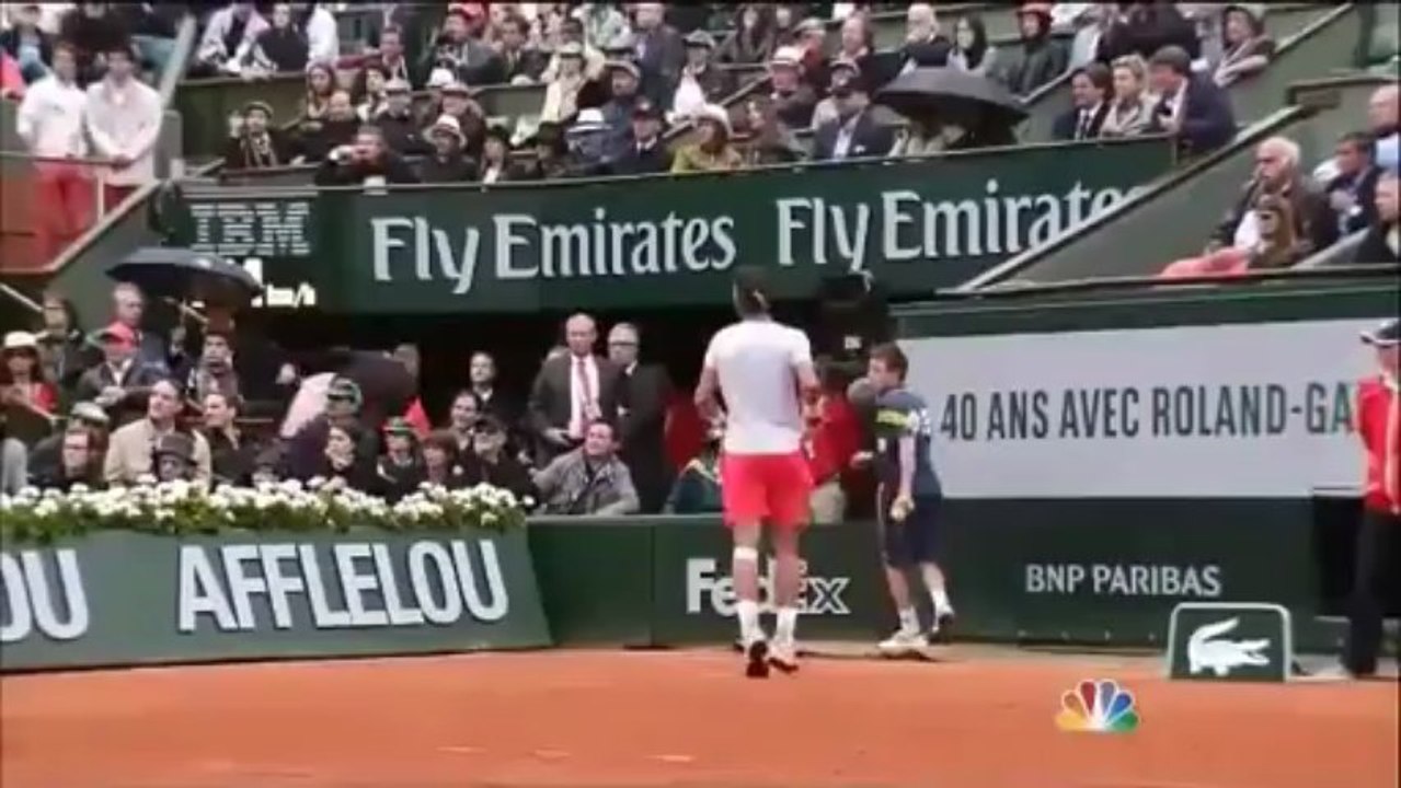 Roland Garros 2013 - des fumigènes pendant la finale