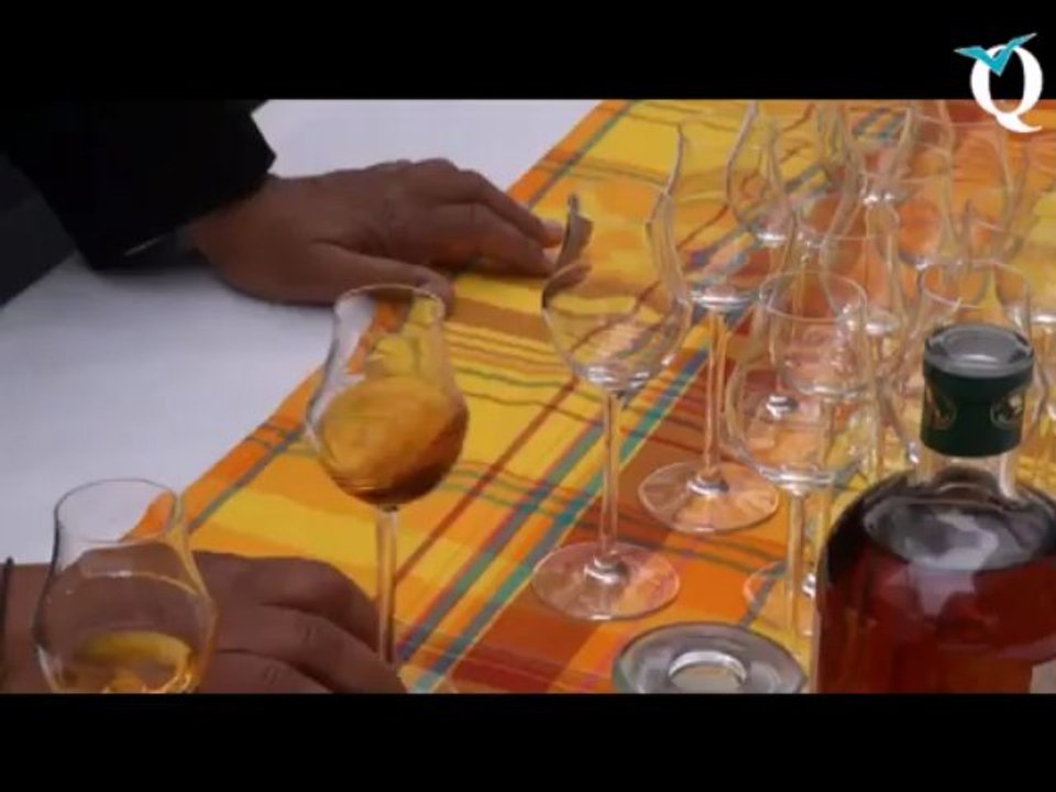 Servair fête les vendanges et loutremer... à Montmartre