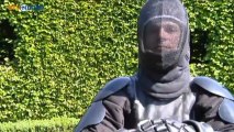 Zwaardvechten als ridders in Stad - RTV Noord