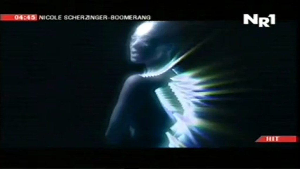 Nicole Scherzinger-Boomerang