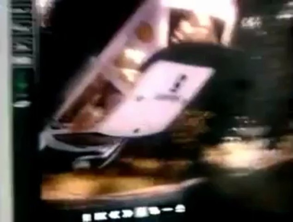 jeu dirt sur ps3 voiture qui fait un salto