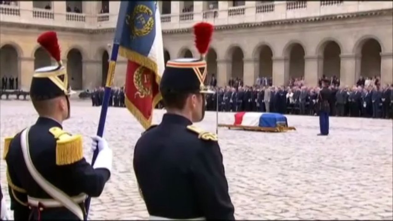 François Hollande : "La vie de Pierre Mauroy est une belle leçon politique pour les Français"