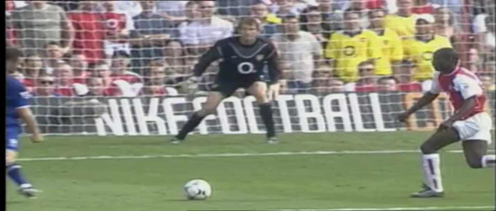 19. Radzinski v Arsenal