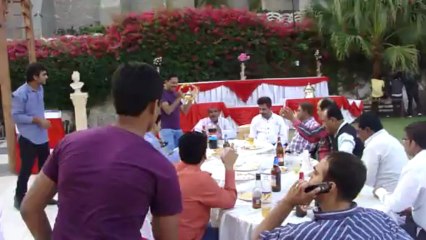 Tuhinje Shahar me Ayas