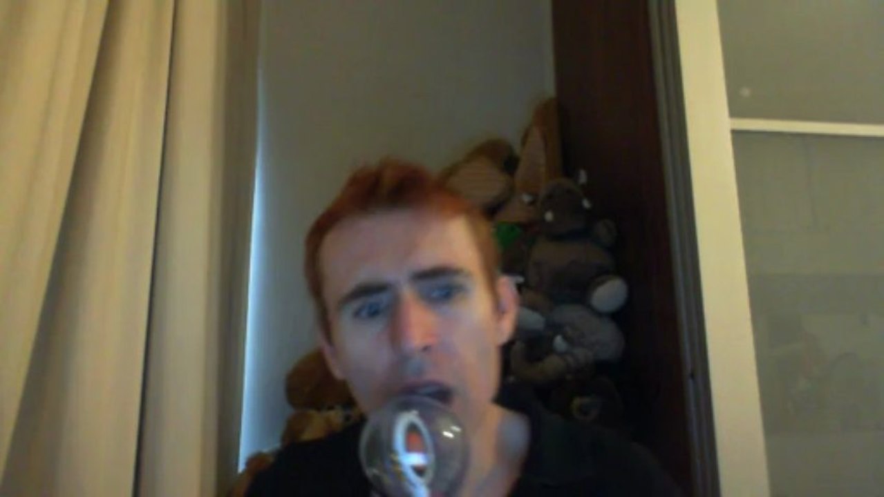 Wiwi égratigne "ready to start" d'Arcade Fire