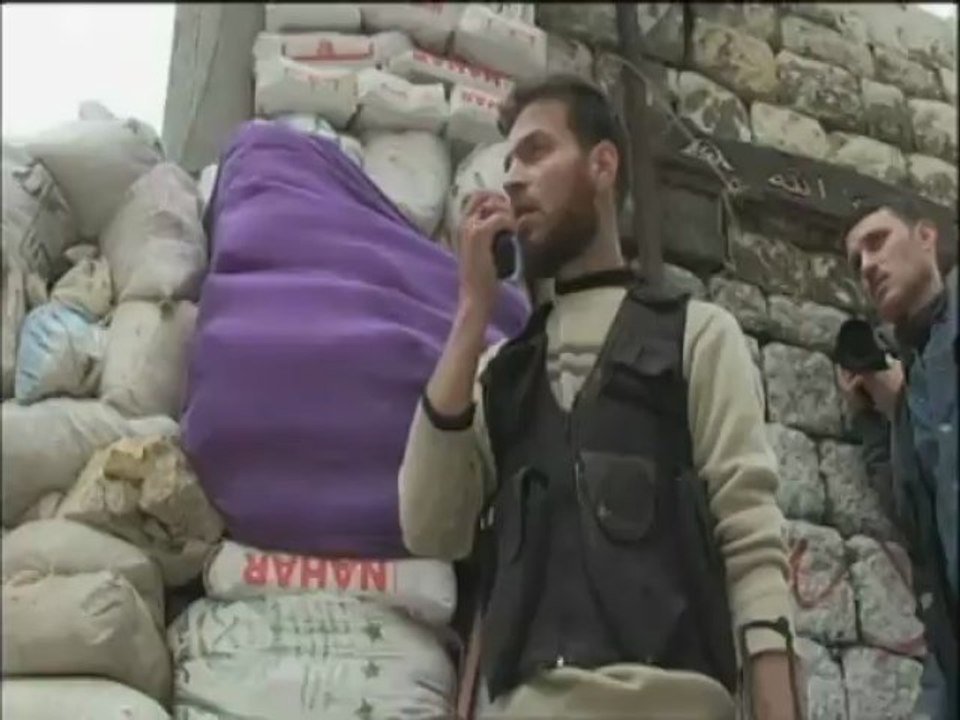 Syrie : le système D des rebelles face aux snipers