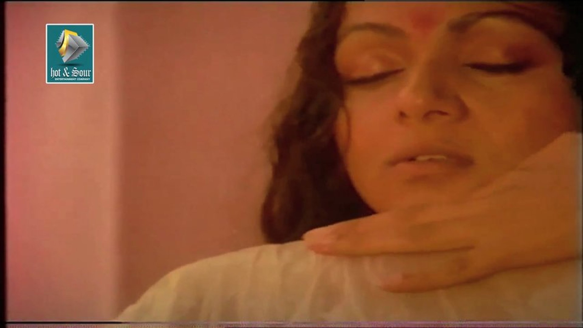 Mohanlal in Hot scene from Enthino Pookkunna Pookkal - video Dailymotion