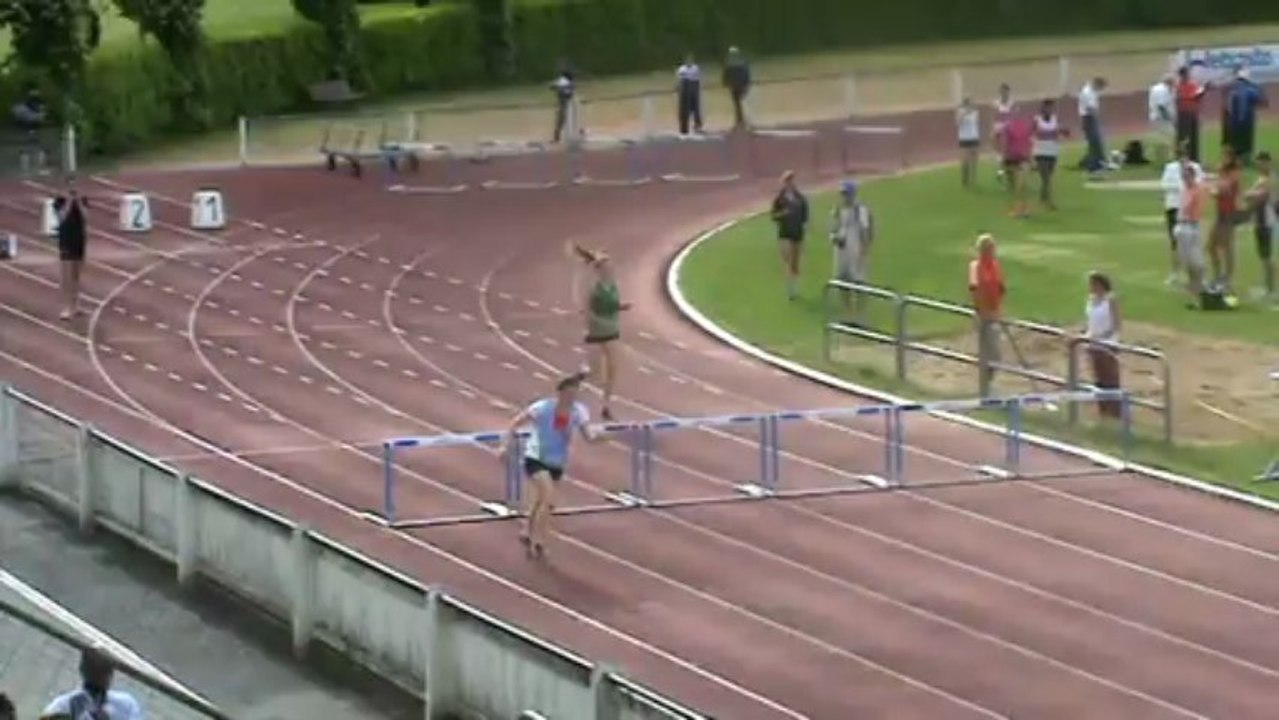 400m Haies Mathilde EAPC 2013