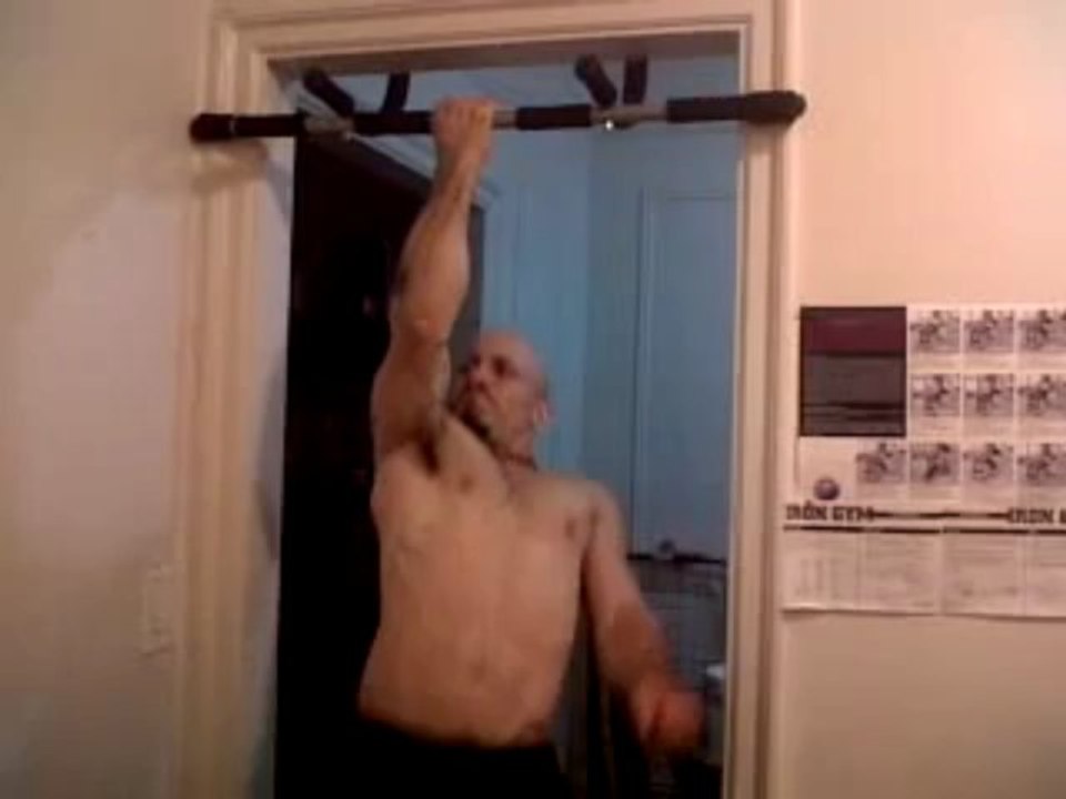 one arm pull up