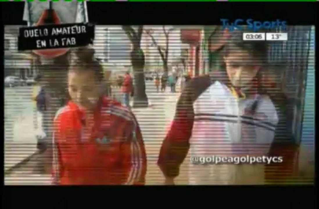 Clara Lescurat vs Yocky Gimenez - 8 jun 2013 - Golpe a golpe la vida en un puño