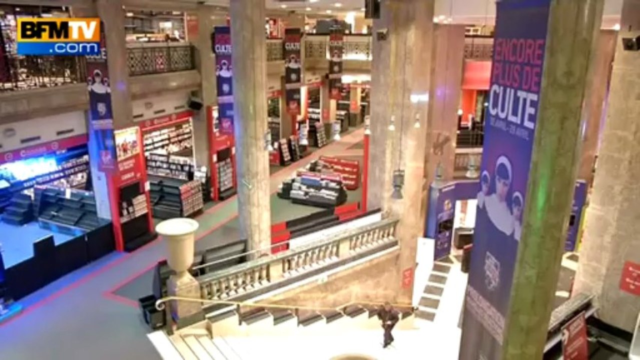 Virgin des Champs-Elysées: les salariés passent...
