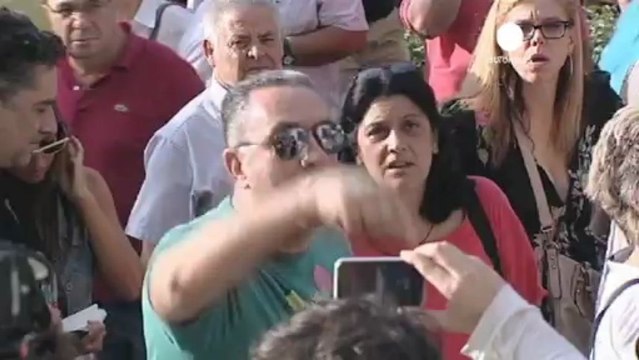 Chiusa senza preavviso tv pubblica ellenica: sgomento e...