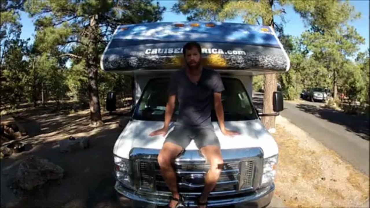 Qui aime bien, chatie bien