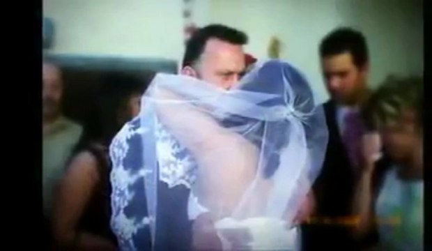 Kız babalarına gelsin...(Ağlatan bir şiir)