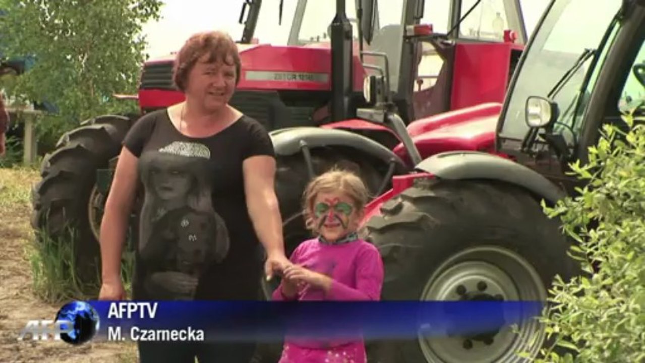 En Pologne, le combat de villageois contre le gaz de schiste. Durée: 00:43