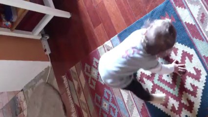 Je marche... comme une grande