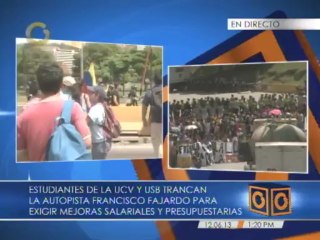 Estudiantes universitarios trancan la autopista Francisco Fajardo a la altura del Distribuidor Altamira