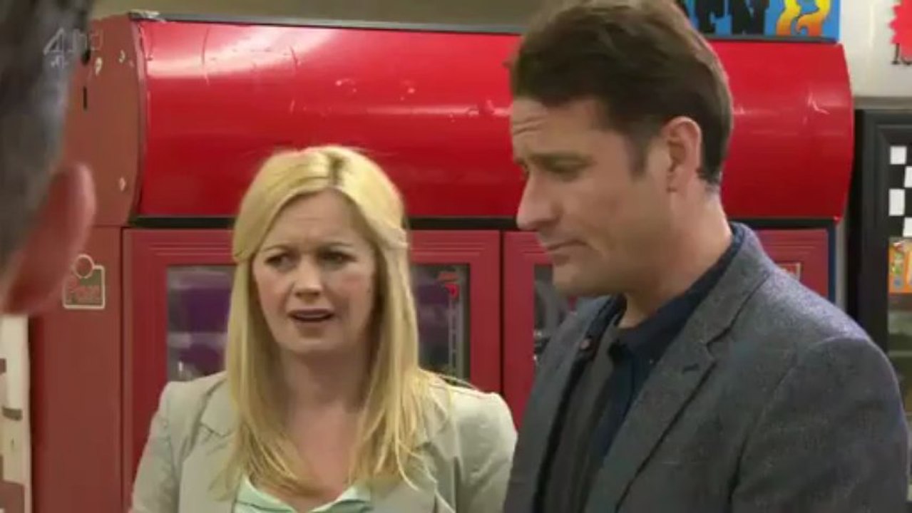 Hollyoaks The Roscoe Family (12th June 2013)