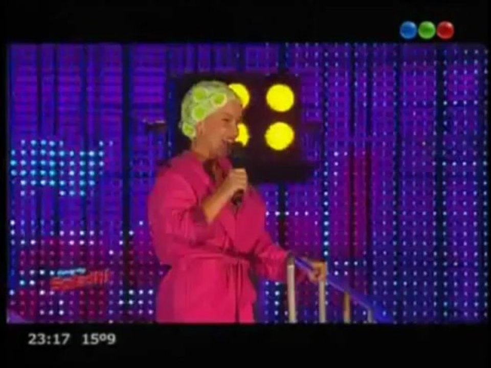 Flor Peña en Celebrity Splash