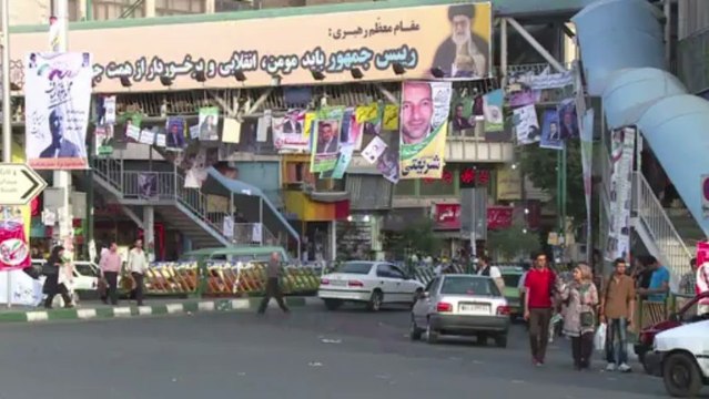 Iran presidential hopefuls woo undecided voters
