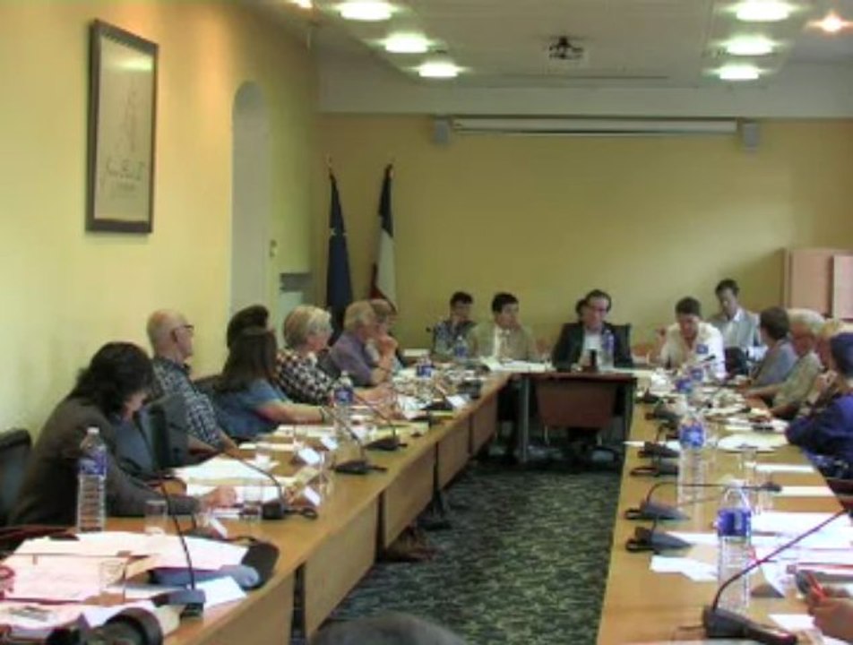 Lourdes : Conseil municipal du 12 juin 2013 Réhabilitation de la piscine municipale