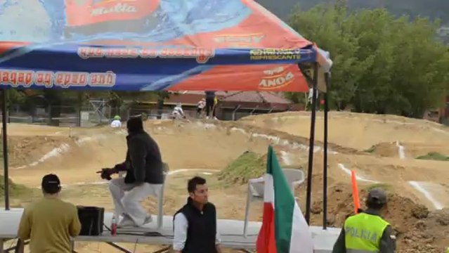 1a Copa Icaros 2012. Pista de bicicross Sogamoso, Boyaca, Colombia bmxinternationalteam.com