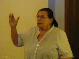 Esther Mello, monologue extrait du livre "Créature" joué à la librairie Elan Sud à Orange.