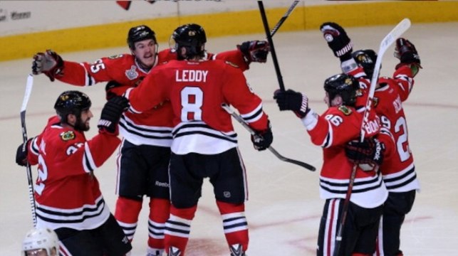 Blackhawks, Bruins on Epic Game 1