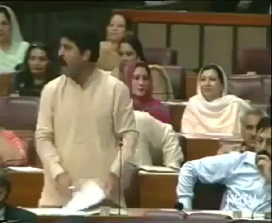 Yeh dekhoo kia kaha ja raha hay...