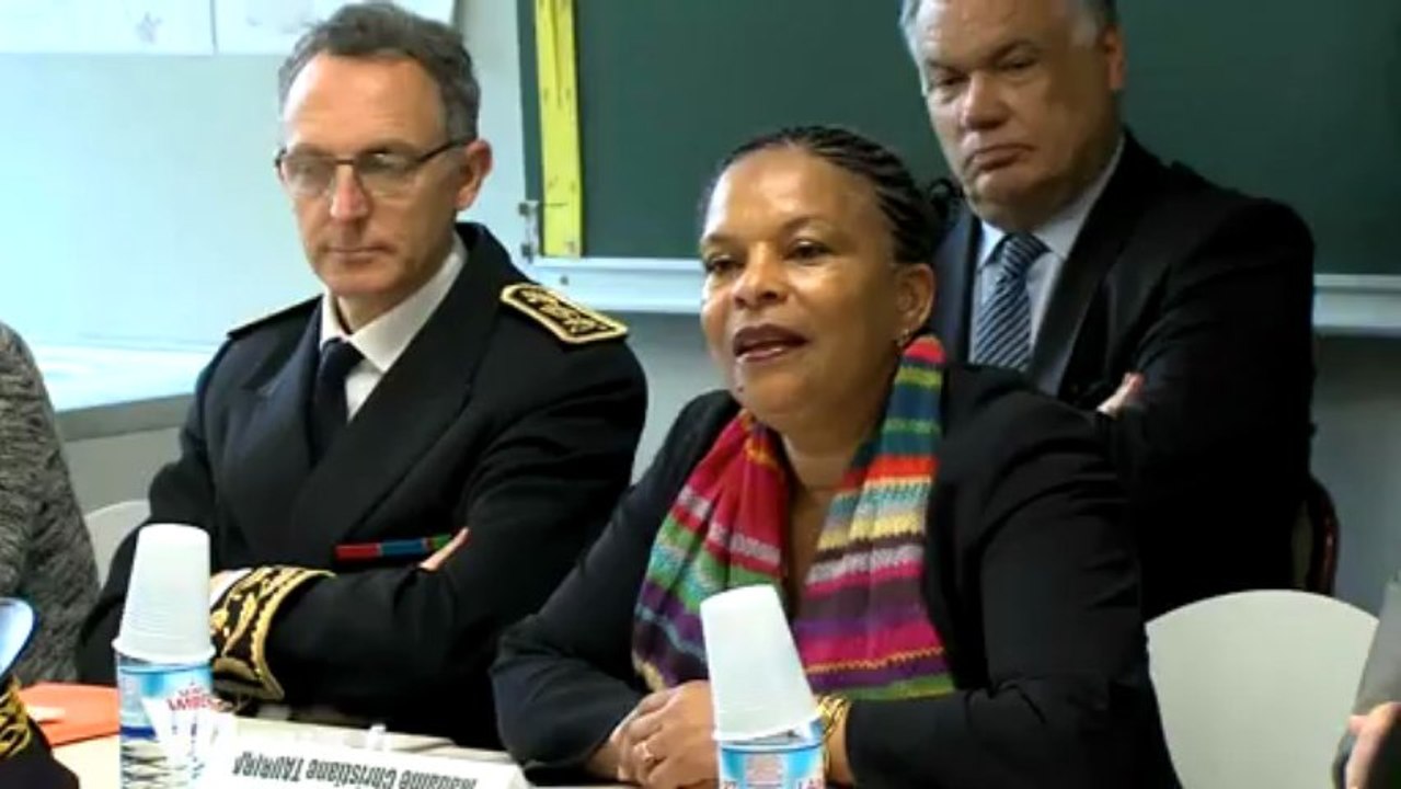 La ministre de la justice Christiane Taubira en visite à Villiers-le-Bel