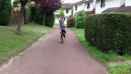 Vélo sans petite roue Max