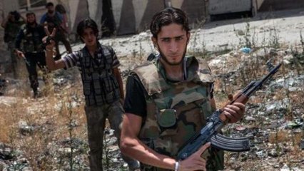 Rebels target Damascus airport