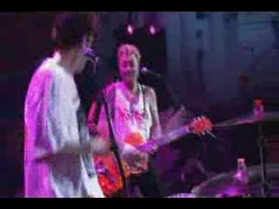 Stray Cats - Sexy And 17 - Live!