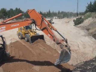 Ceylanpınar İlçe Mezarlığında düzenleme çalışmaları