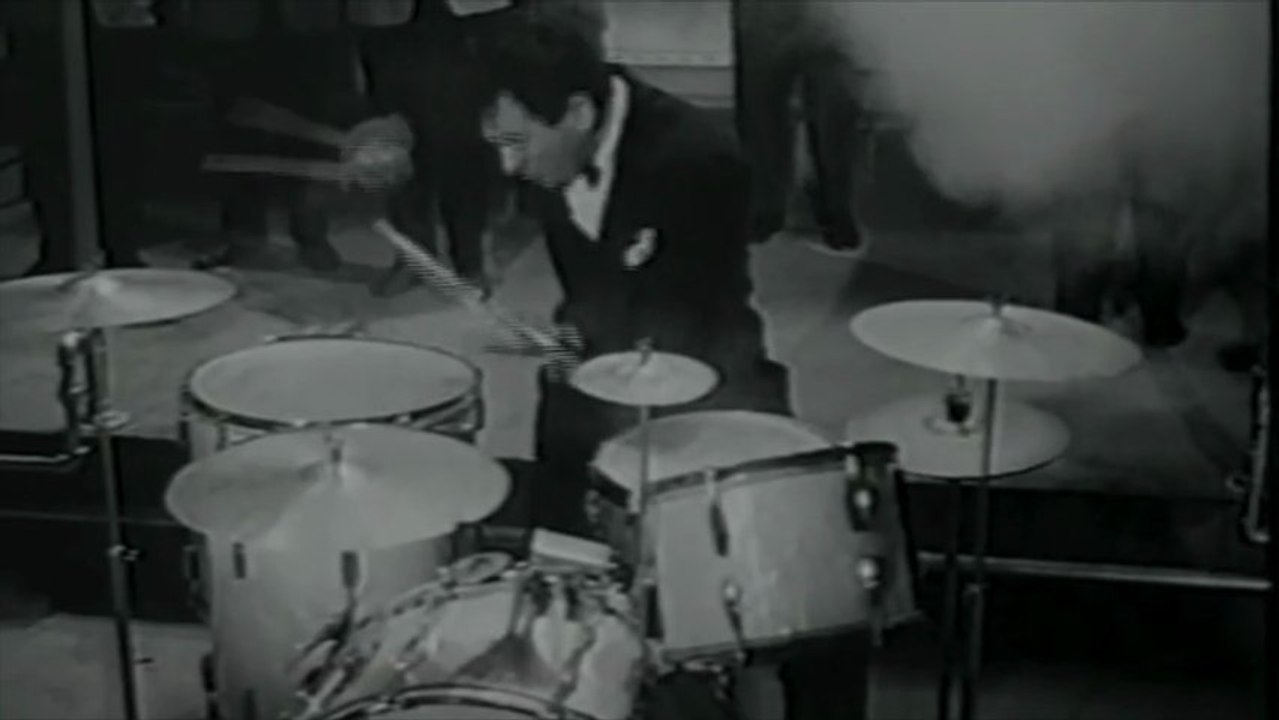 JUMP N FUNK GETS DEEP @ Winter Music Conference 2013 w DJ Kemit, Djinji Brown & VISUALEYZ